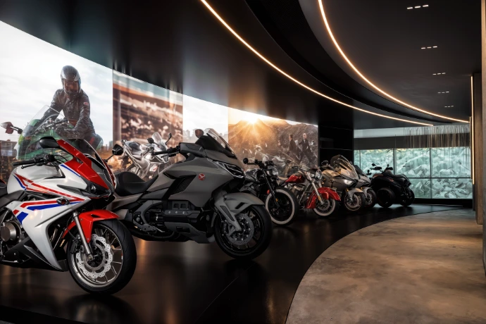 Galerie de Motos Haut de Gamme / Galería de Motocicletas Premium